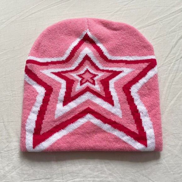 Y2K 2000s grunge punk pink and red star design beanie - Picture 3 of 6